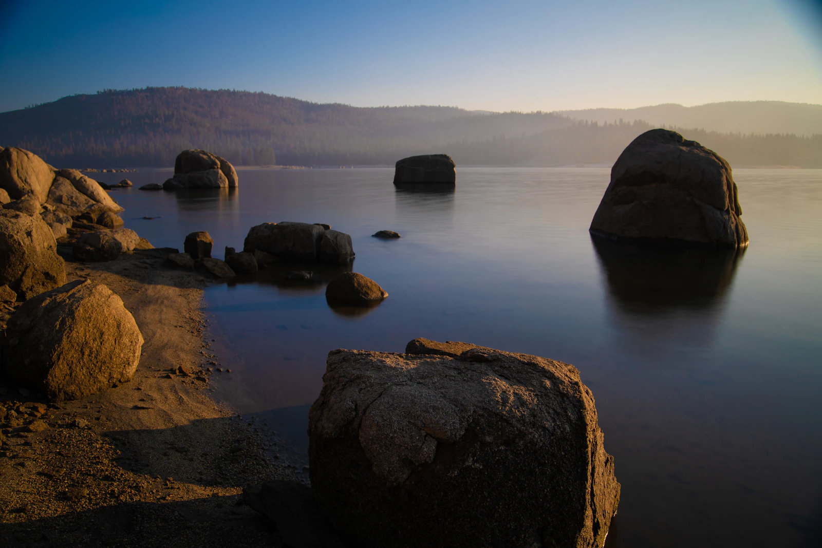 Shaver Lake shoreline rocks