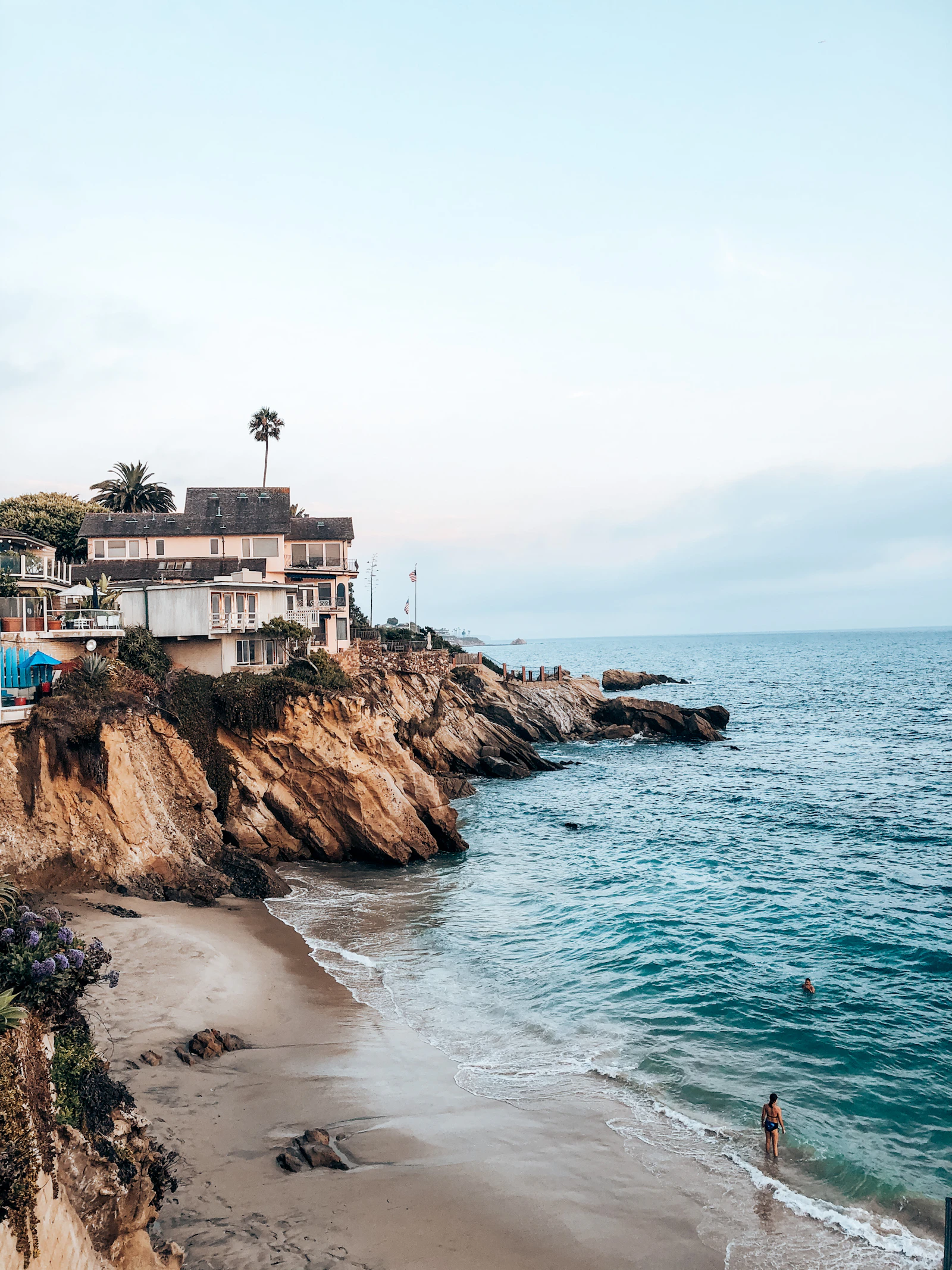 Laguna Cove with houses on cliffs